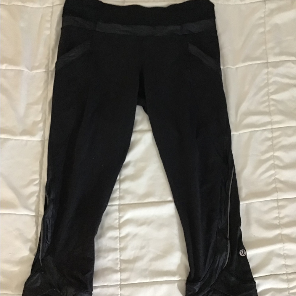 Lululemon Crop Pants Sz 6